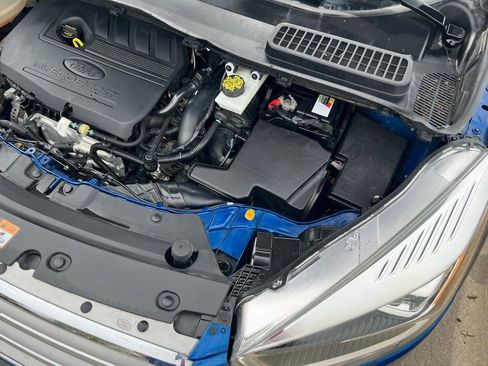 Used 2018 Ford Escape SEL w/ Ford Safe & Smart Package FWD image 39