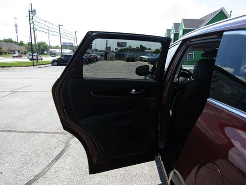 Used 2019 Kia Sorento EX AWD/4WD image 19
