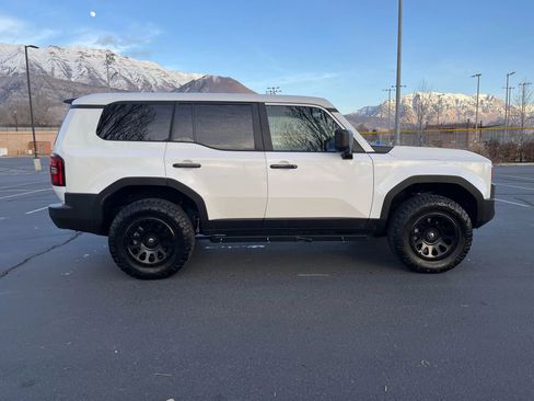 Used 2024 Toyota Land Cruiser Sport Utility 4D image 9