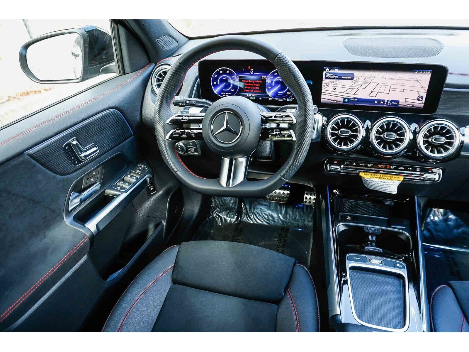 Used 2024 Mercedes-Benz EQB 300 4MATIC image 14