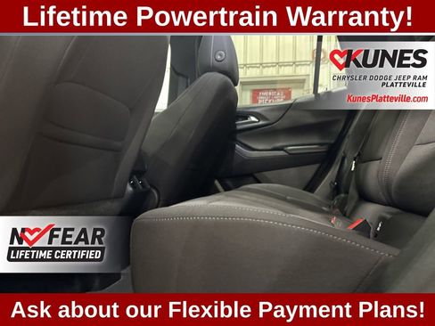 Used 2025 Chevrolet Equinox LT image 17