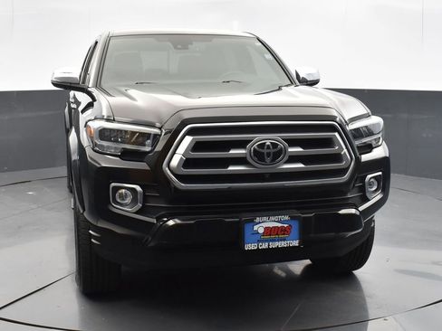 Used 2020 Toyota Tacoma Limited image 40