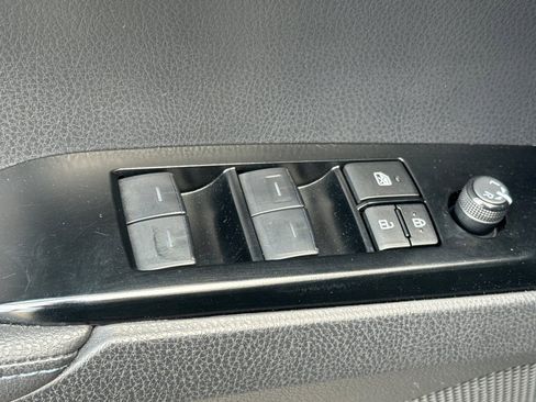 Used 2025 Toyota Camry XSE image 15