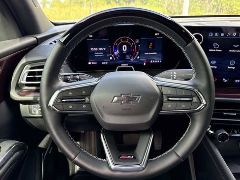 Used 2026 Chevrolet Traverse Z71 w/ Enhanced Driving Package AWD/4WD image 15