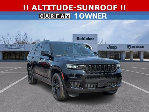 Used 2023 Jeep Grand Cherokee L Laredo AWD/4WD image 1