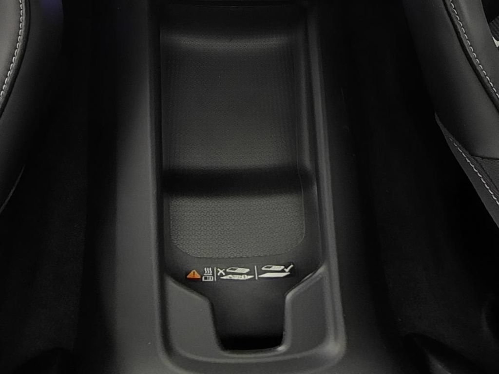 Used 2023 Chevrolet Corvette Stingray Premium Conv w/ Z51 Performance Package RWD image 13