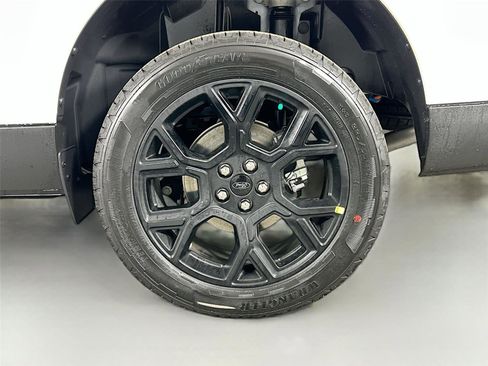 New 2026 Ford Maverick XLT w/ XLT Luxury Package AWD/4WD image 29