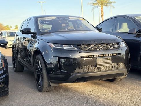 Used 2021 Land Rover Range Rover Evoque SE image 3