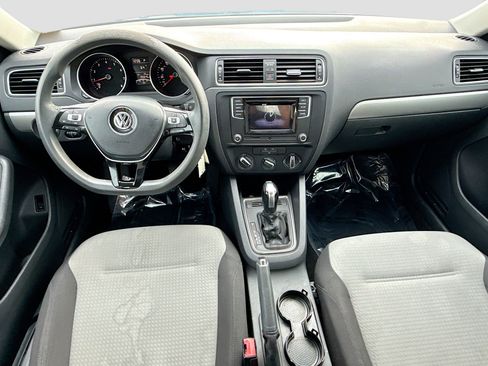 Used 2017 Volkswagen Jetta S image 15