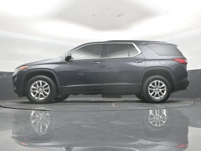 Used 2021 Chevrolet Traverse LT w/ LPO, Blackout Package FWD image 55