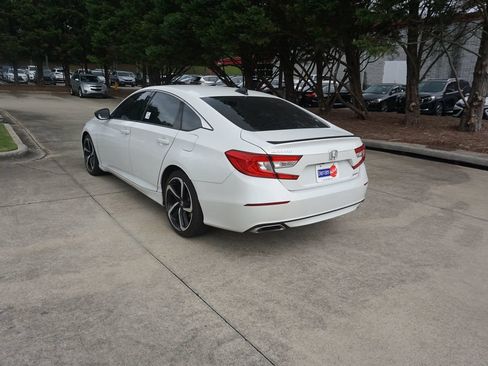 Used 2021 Honda Accord Sport image 18