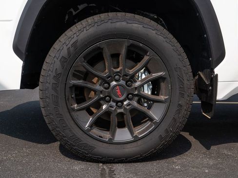 New 2024 Toyota Tundra Limited w/ TRD Off-Road Package image 8