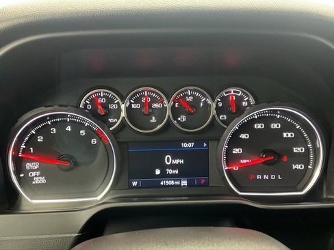 Used 2021 Chevrolet Silverado 1500 LT image 9