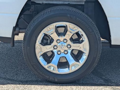 Used 2021 RAM 1500 Big Horn RWD image 9