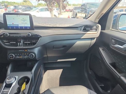 Used 2020 Ford Escape Titanium AWD/4WD image 10