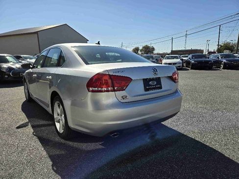 Used 2012 Volkswagen Passat 2.5 SE image 5
