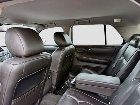 Used 2010 Cadillac DTS FWD image 10