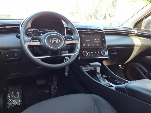 Used 2022 Hyundai Tucson SE image 14