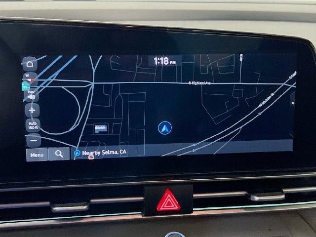 Used 2024 Hyundai Elantra SEL FWD image 13