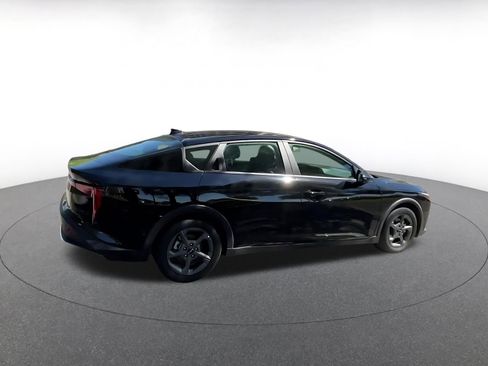 Used 2025 Kia K4 FWD image 13