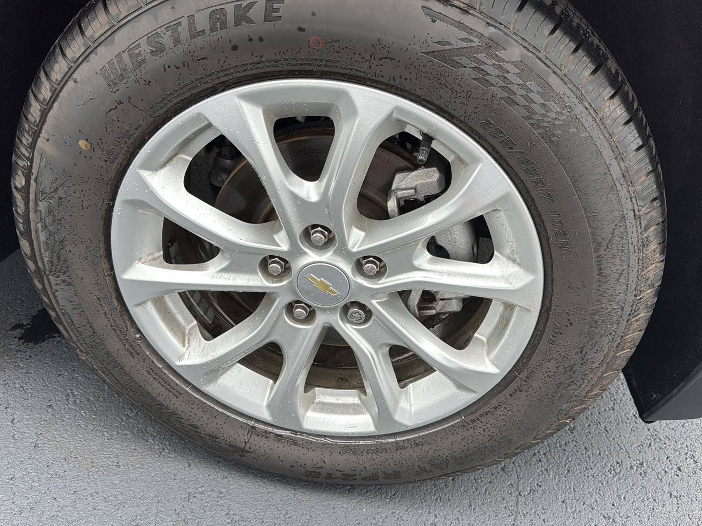 Used 2021 Chevrolet Equinox LT FWD image 7