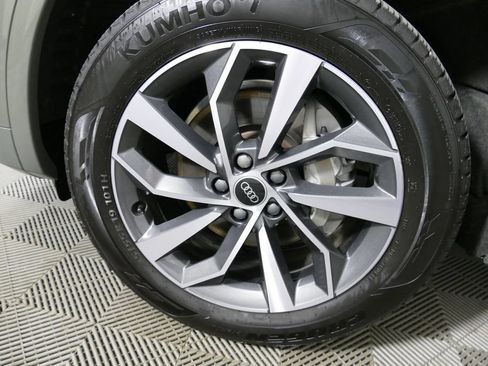 Used 2023 Audi Q5 2.0T Premium Plus w/ Premium Plus Package AWD/4WD image 9