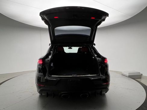 Certified 2022 Porsche Cayenne Turbo GT AWD/4WD image 20