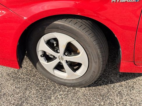 Used 2012 Toyota Prius Four image 9