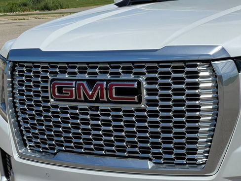 Used 2023 GMC Yukon Denali AWD/4WD image 51