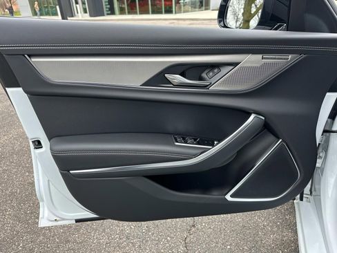 New 2024 Jaguar XF R-Dynamic SE AWD/4WD image 9