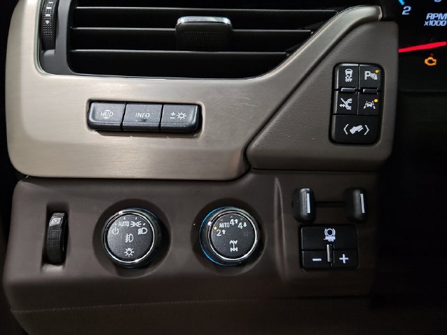 Used 2019 GMC Yukon XL Denali w/ Open Road Package AWD/4WD image 34