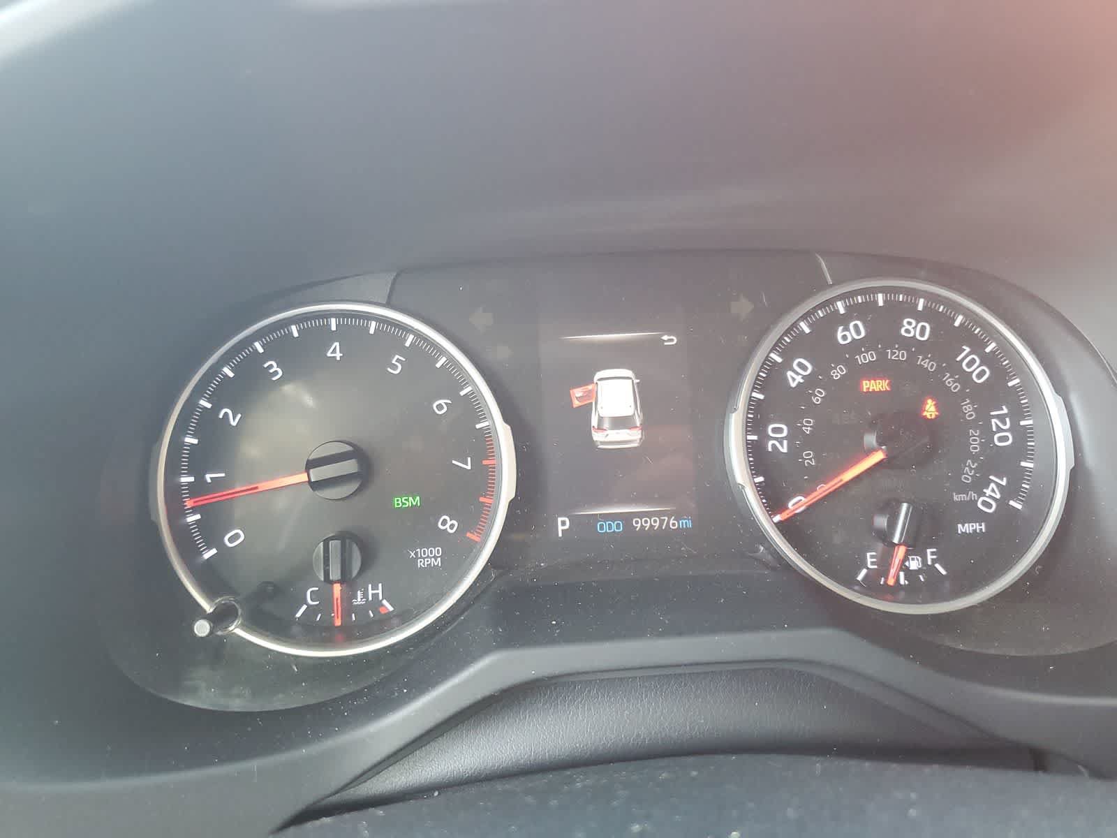 Used 2019 Toyota RAV4 XLE Premium FWD image 17