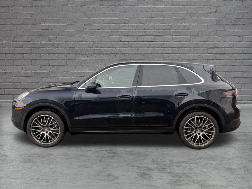 Used 2022 Porsche Cayenne AWD/4WD image 2