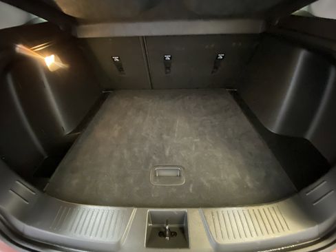 Used 2025 Chevrolet Trax LT w/ LT Convenience Package image 29