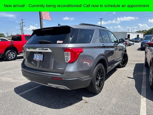 Used 2023 Ford Explorer XLT w/ Equipment Group 202A AWD/4WD image 4