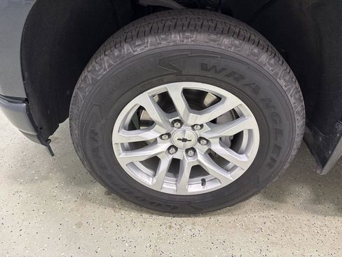 Used 2019 Chevrolet Silverado 1500 RST w/ All-Star Edition image 9