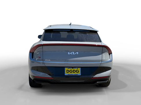 New 2026 Kia EV6 Wind RWD image 4