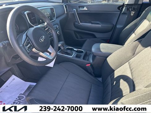 Certified 2022 Kia Sportage LX image 2