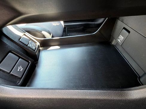 Used 2018 Honda Clarity Base image 47