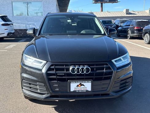 Used 2020 Audi Q5 2.0T Premium Plus w/ Premium Plus Package image 2