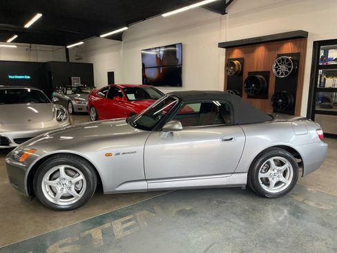 Used 2001 Honda S2000 image 6