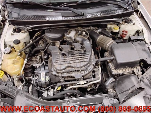 Used 2014 Chrysler 200 Limited w/ Sun/Sound Group FWD image 9