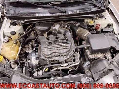 Used 2014 Chrysler 200 Limited w/ Sun/Sound Group FWD image 9