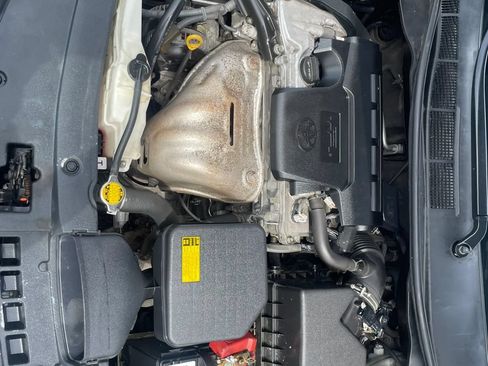 Used 2012 Toyota Camry LE w/ Preferred Accessory Pkg FWD image 17