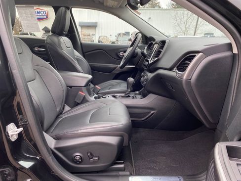 Used 2020 Jeep Cherokee Limited image 5