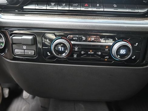 Used 2024 Chevrolet Silverado 2500 LT image 11