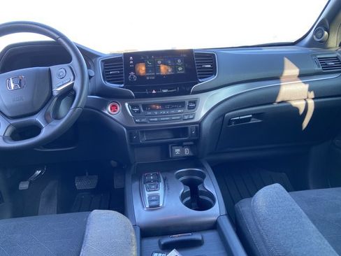 Used 2022 Honda Pilot Sport image 15