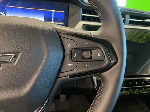 New 2027 Chevrolet Bolt LT w/ Comfort Package FWD image 14