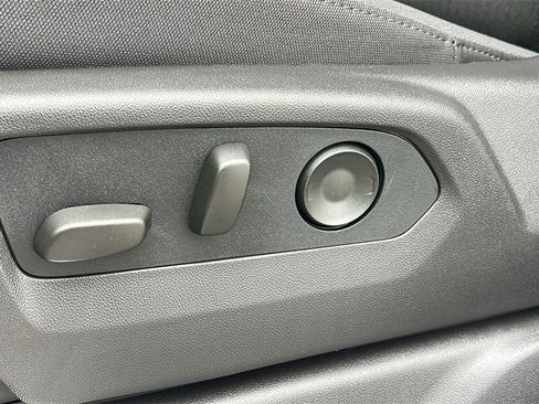 New 2026 GMC Sierra 1500 Elevation image 11