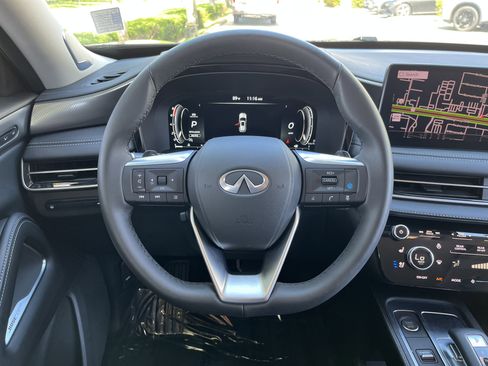 Certified 2025 INFINITI QX60 Luxe w/ Cargo Package AWD/4WD image 19